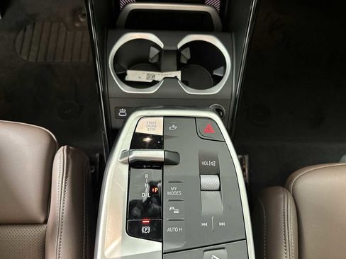 Used 2025 BMW X1 xDrive28i w/ Technology Package image 15