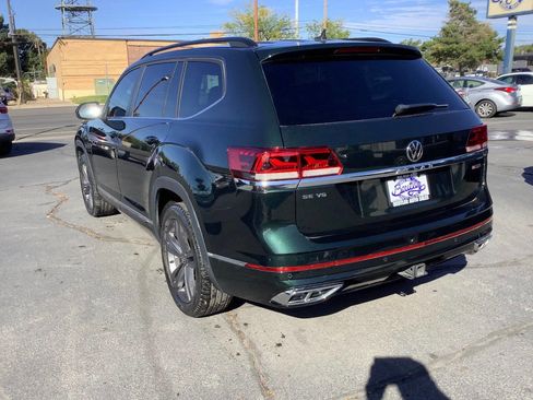 Used 2021 Volkswagen Atlas SE w/ Panoramic Sunroof Package image 12
