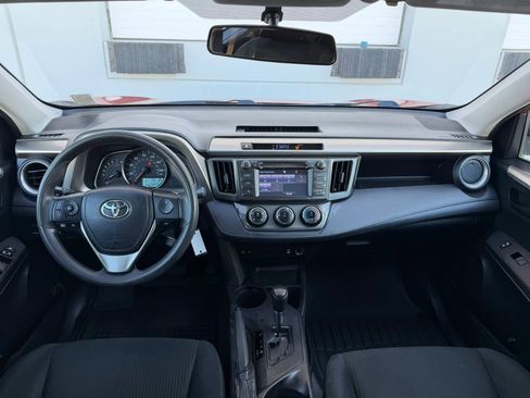 Used 2015 Toyota RAV4 LE AWD/4WD image 15