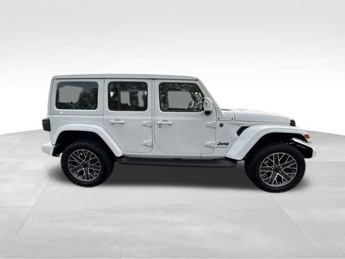 Used 2024 Jeep Wrangler High Altitude AWD/4WD image 9