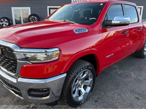 Used 2025 RAM 1500 Big Horn AWD/4WD image 1
