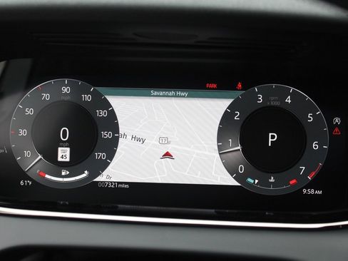 Certified 2025 Land Rover Range Rover Evoque Dynamic SE image 20