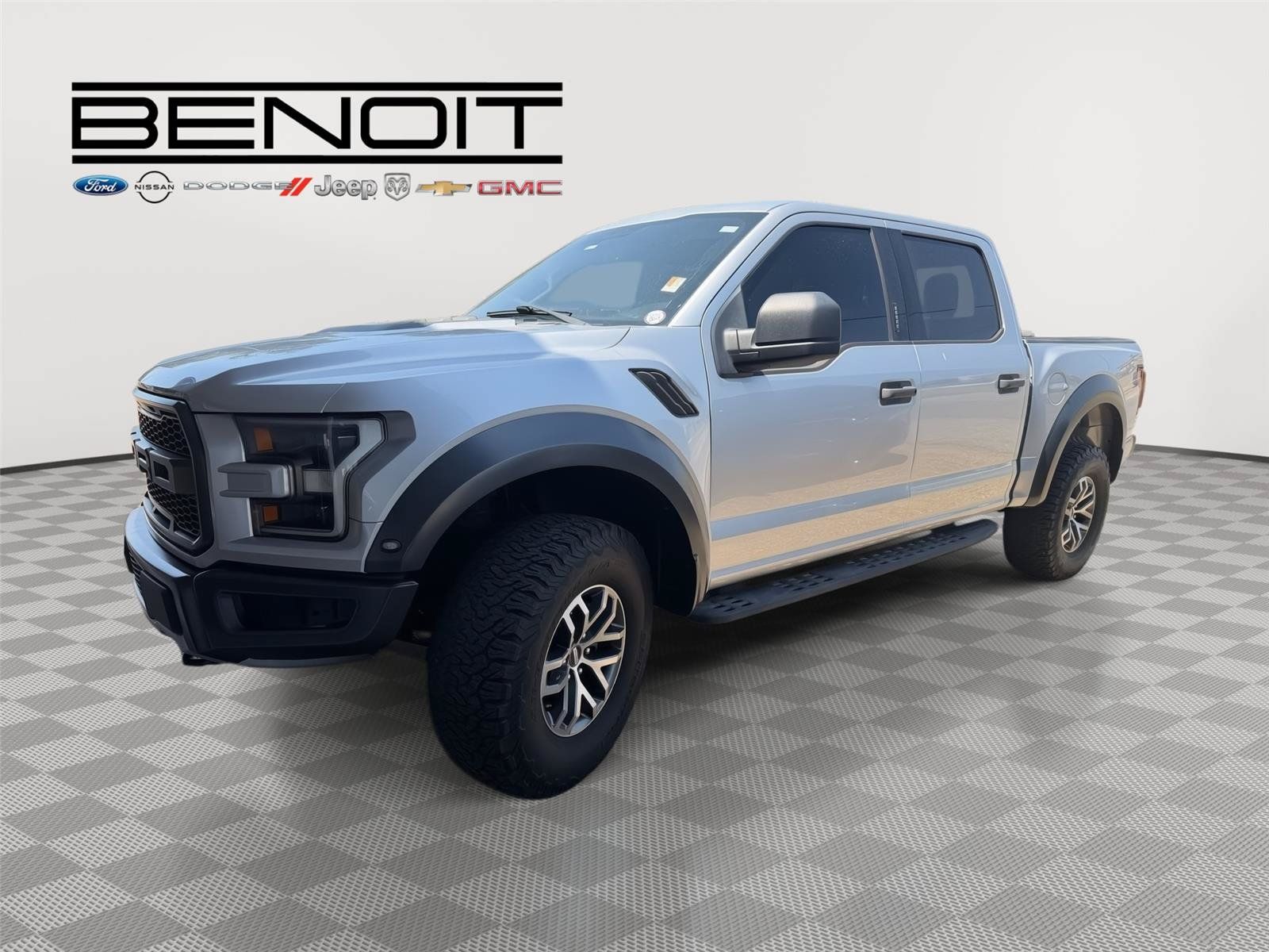 Used 2018 Ford F150 Raptor w/ Equipment Group 801A Mid AWD/4WD image 2