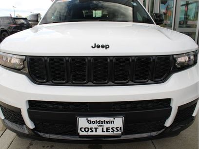 New 2025 Jeep Grand Cherokee L Altitude