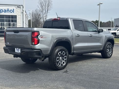 Used 2023 Chevrolet Colorado Z71 w/ Z71 Convenience Package 2 image 10