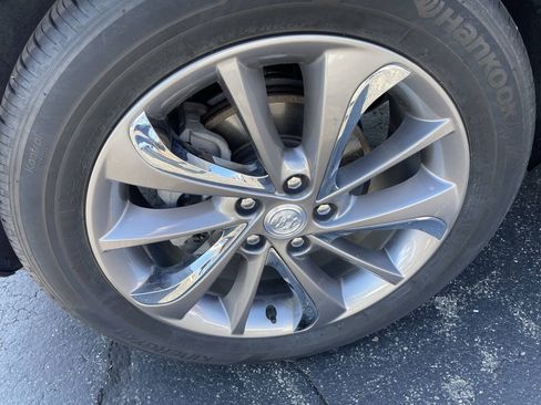 Used 2023 Buick Encore GX Essence w/ Advanced Technology Package AWD/4WD image 11