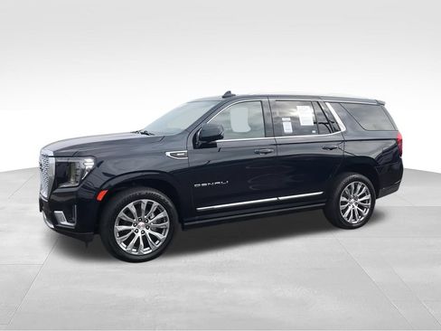 Used 2023 GMC Yukon Denali AWD/4WD image 4