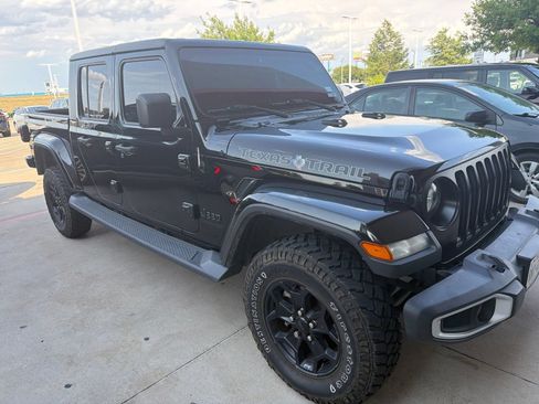 Used 2022 Jeep Gladiator Sport AWD/4WD image 23