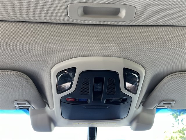Used 2020 Subaru Outback Touring AWD/4WD image 37