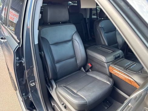 Used 2019 Chevrolet Tahoe Premier AWD/4WD image 19
