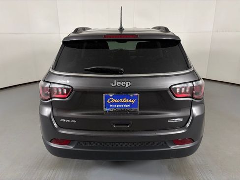Used 2022 Jeep Compass Latitude w/ Convenience Group AWD/4WD image 7