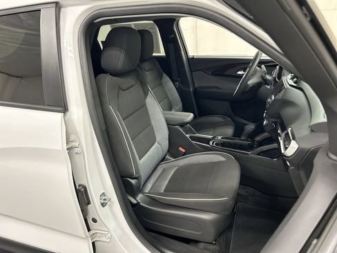 Certified 2023 Chevrolet TrailBlazer LT FWD image 22