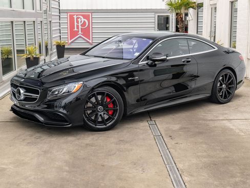 Used 2017 Mercedes-Benz S 63 AMG 4MATIC Coupe image 2