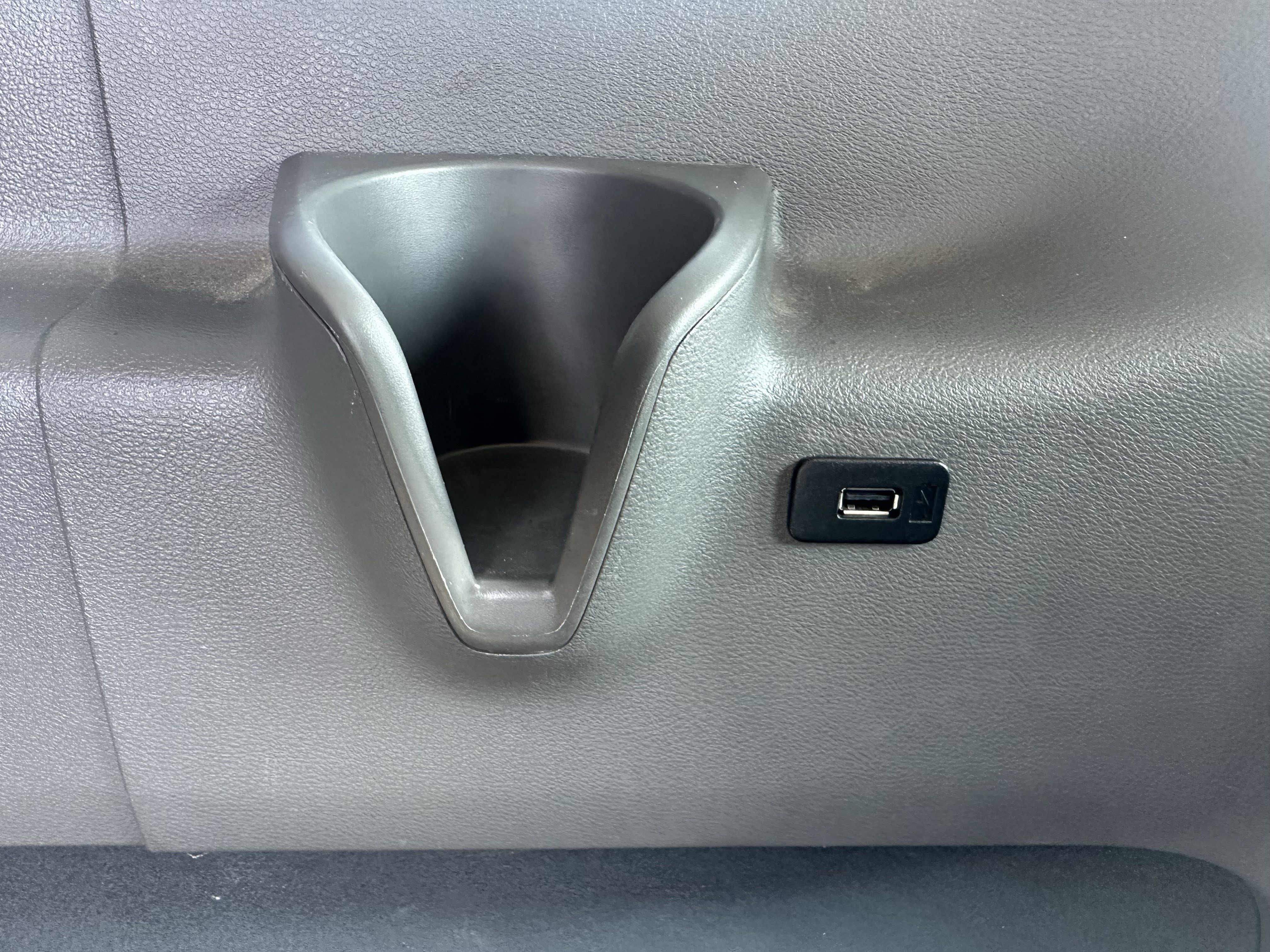 Used 2022 Ford Transit 350 XLT RWD image 17