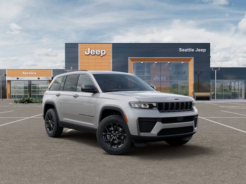 New 2026 Jeep Grand Cherokee Altitude AWD/4WD image 5