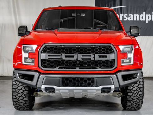 Used 2018 Ford F150 Raptor w/ Equipment Group 802A Luxury AWD/4WD image 3