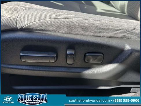 Used 2016 Honda CR-V EX image 18