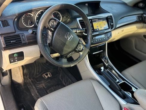 Used 2016 Honda Accord EX-L image 6