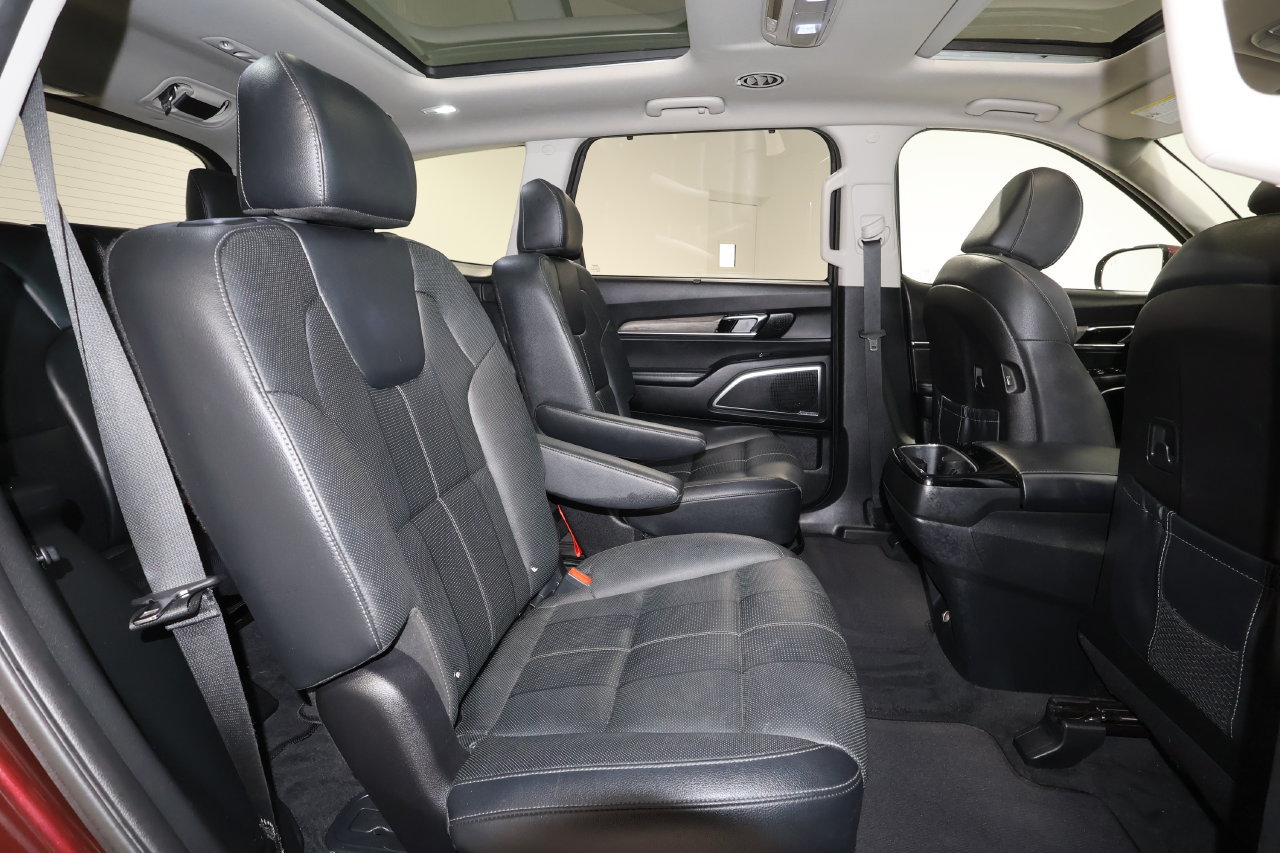 Used 2022 Kia Telluride SX w/ Nightfall Edition Package AWD/4WD image 18