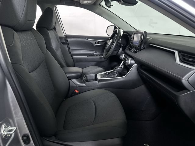 Used 2022 Toyota RAV4 XLE w/ Convenience Package AWD/4WD image 29