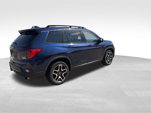 Used 2023 Honda Passport Elite image 3