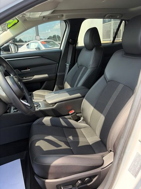 Certified 2025 MAZDA CX-50 AWD 2.5 S w/ Accent Package image 12