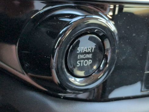 New 2026 Nissan Pathfinder SV image 28