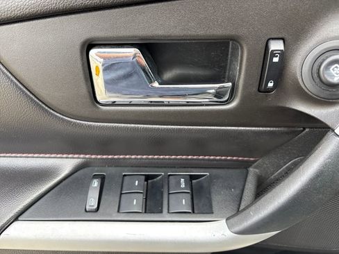 Used 2013 Ford Edge SEL image 17