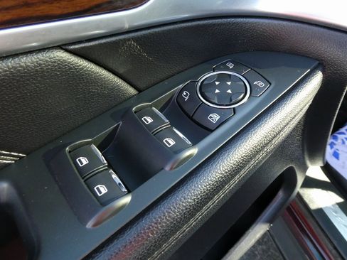 Used 2018 Ford Explorer Limited w/ Equipment Group 301A image 28