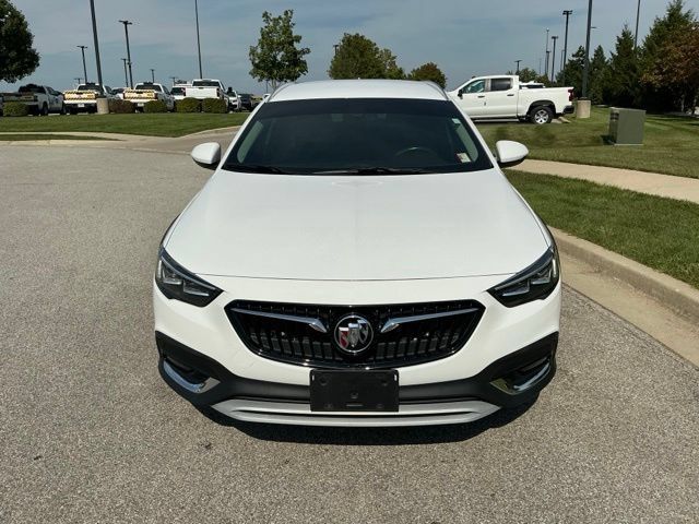 Used 2019 Buick Regal Essence w/ Driver Confidence Package I AWD/4WD image 9