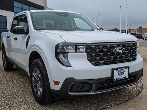 New 2025 Ford Maverick XLT w/ XLT Luxury Package image 7