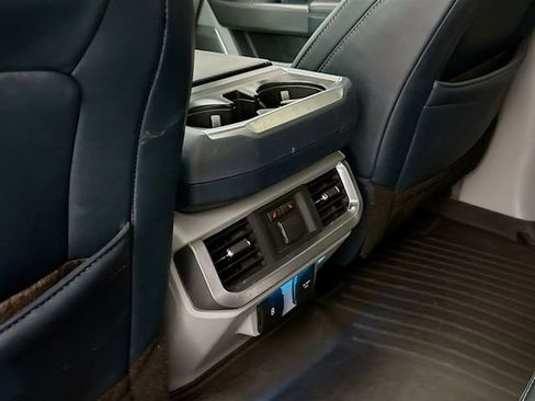 Used 2021 Ford F150 Limited image 27