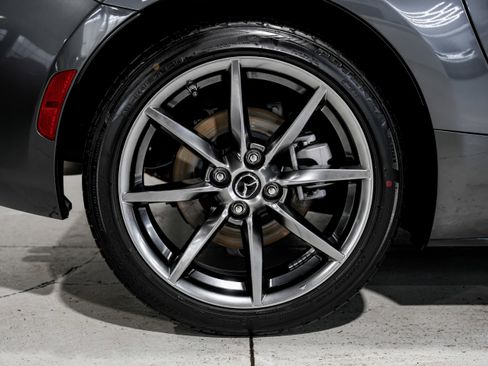Used 2018 MAZDA MX-5 Miata RF Grand Touring image 44