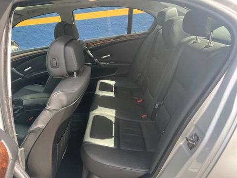 Used 2010 BMW 535i xDrive Sedan image 17