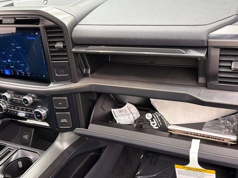 Used 2025 Ford F150 Lariat image 38