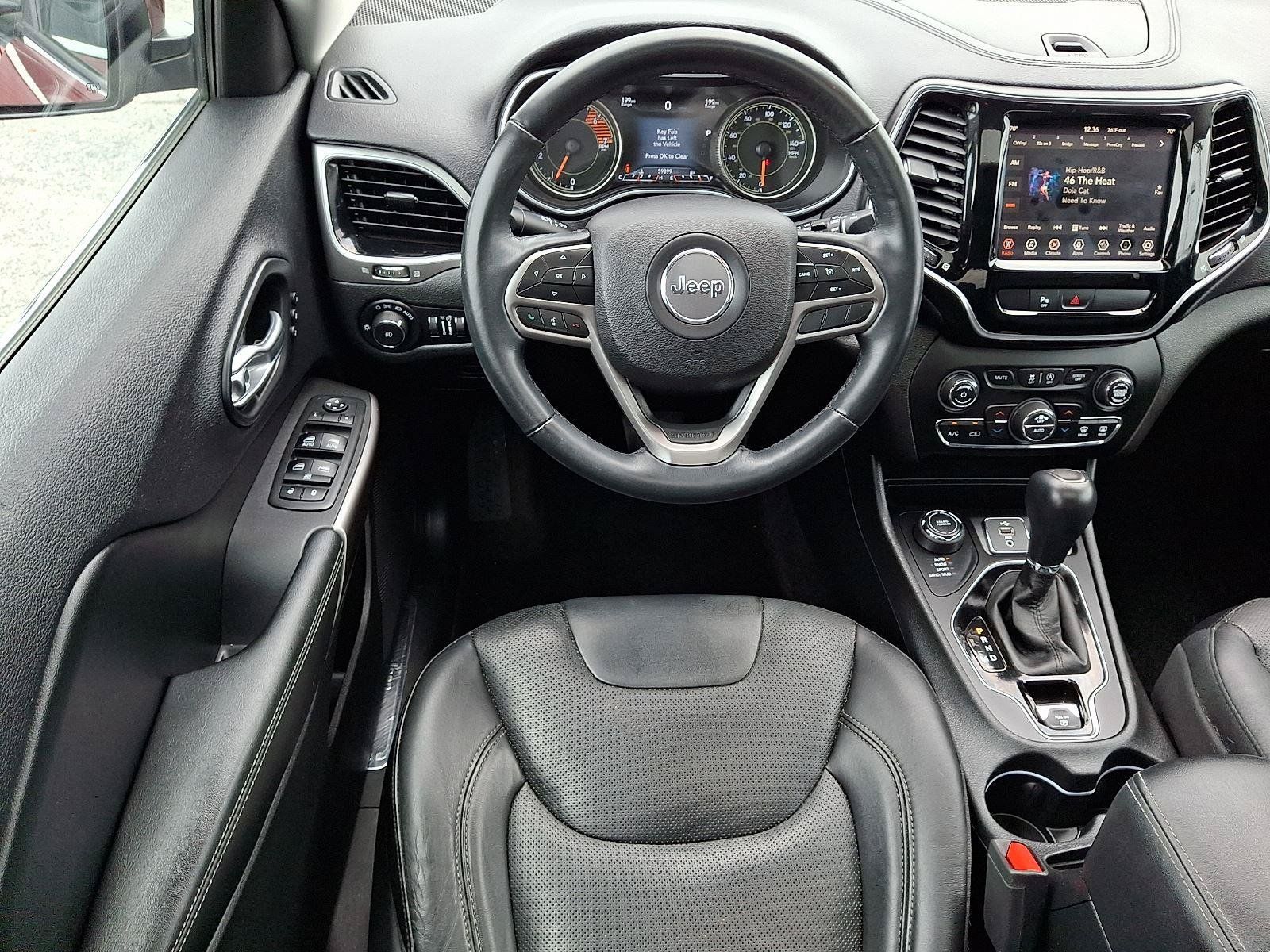 Used 2019 Jeep Cherokee Limited AWD/4WD image 12