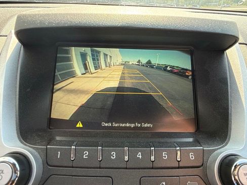 Used 2016 Chevrolet Equinox LT w/ Convenience Package AWD/4WD image 19