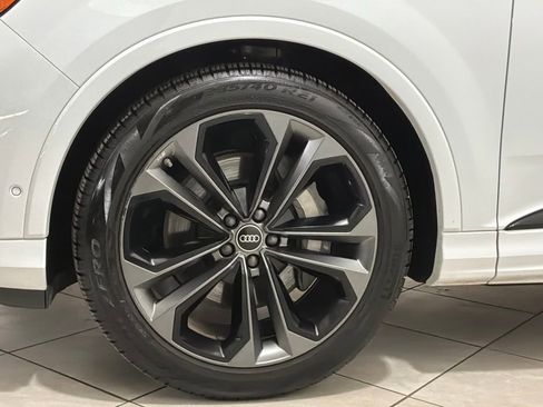 Certified 2025 Audi Q7 3.0T Premium Plus w/ Premium Plus Package image 17