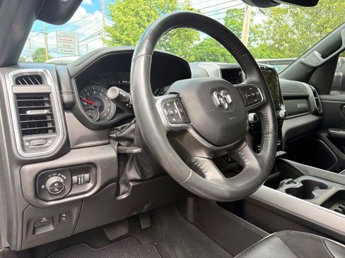 Used 2023 RAM 1500 Laramie AWD/4WD image 8