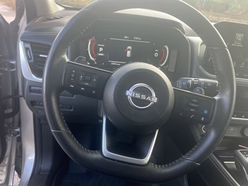 Certified 2023 Nissan Rogue Platinum image 21