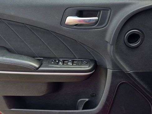 Used 2022 Dodge Charger SXT image 19