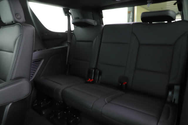 Used 2026 GMC Yukon Denali w/ Sun & Power Step Package AWD/4WD image 32