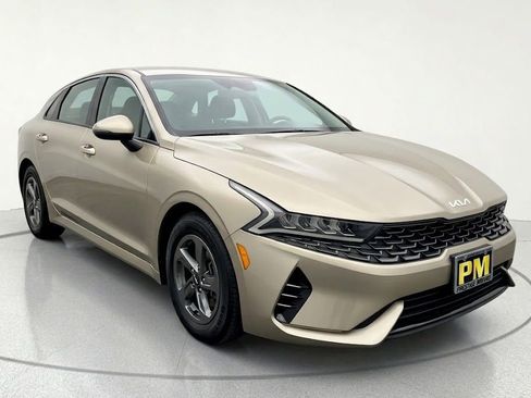 Used 2022 Kia K5 LXS FWD image 1
