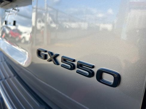 Used 2026 Lexus GX 550 AWD/4WD image 36