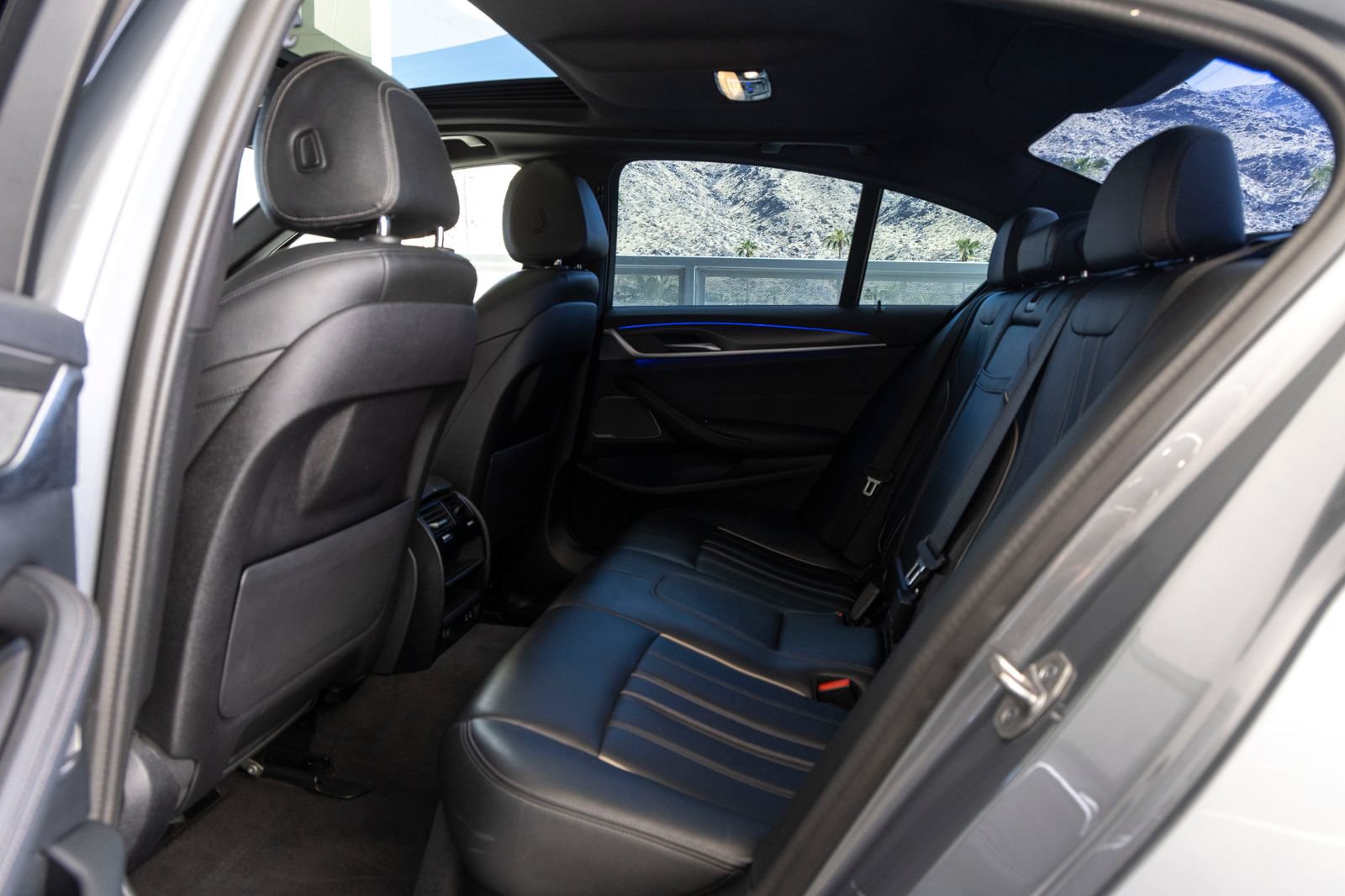 Used 2023 BMW 540i w/ M Sport Package RWD image 18