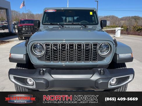New 2026 Jeep Gladiator Sport AWD/4WD image 31