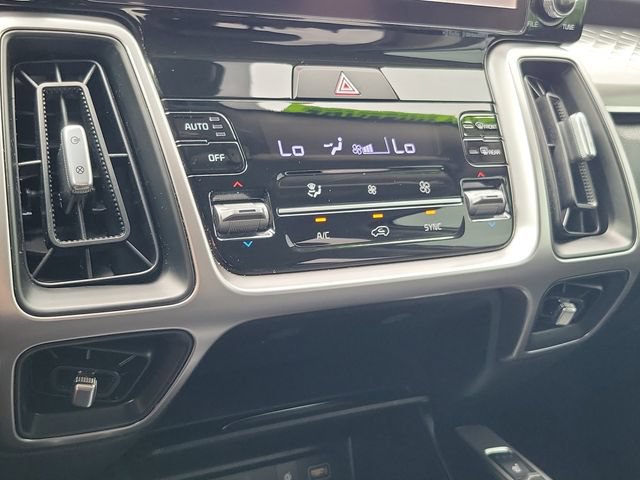 Used 2023 Kia Sorento S FWD image 26