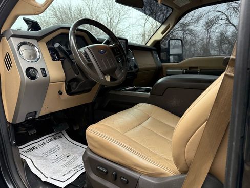 Used 2013 Ford F350 Lariat w/ Chrome Pkg image 16