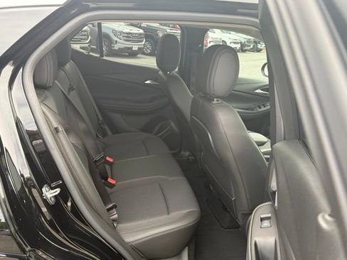 Used 2023 Buick Encore GX Select w/ Sport Touring Package FWD image 25