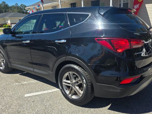 Used 2018 Hyundai Santa Fe Sport FWD image 8